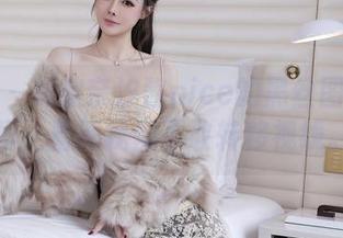 秀人网 – 别被奈汐酱nice的黑丝图册迷了眼，看得我都不敢转移视线。