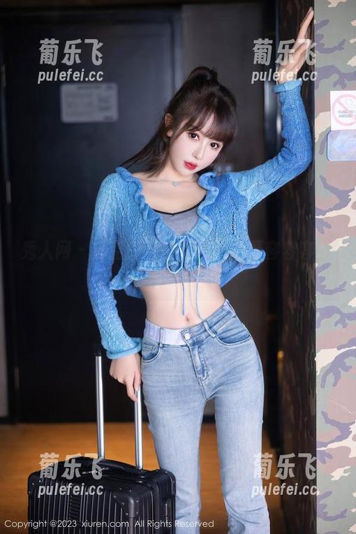 秀人网-容容容Alice 秀人网 - 镂空的私拍,谁来打开容容容Alice的图包?