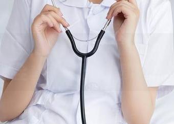 秀人网 – 制服也能拍得如此轻松，林文文的全套图集让人欲罢不能！