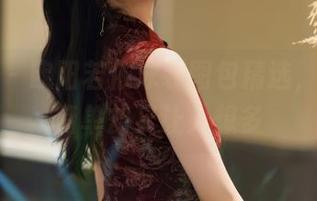 秀人网 – 欧阳若依泳装图包精选，貌似很简单却又让人想多