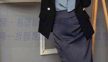 秀人网 – 私语baby的最新写真集，毛衣里的每一折都是约定，细腻得不说也懂。