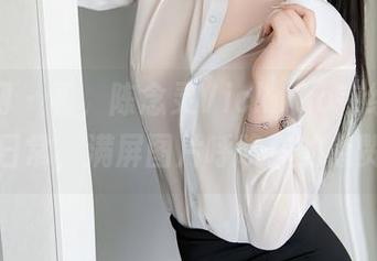秀人网 – 看，陈念灵Vickyao在线更新了日常，满屏图片呼唤你的点赞！