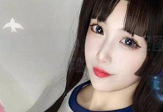谁还在穿鞋?章鱼小童谣的裸足图集给你不一样的启示!