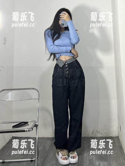 粉色的猪陈佩奇 微密圈 - 绿纱油亮肉丝照亮私房,粉色的猪陈佩奇,心想:这组合会不会抢我风头?