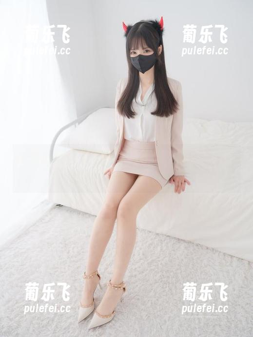 紧急企划 - 奶糖在私房校服中的那些“青春”记忆