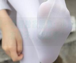 紧急企划 – 免费独家图集：小恩的睡衣也有段子，别眨眼！