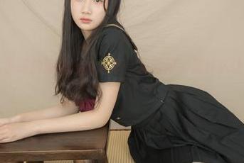 紧急企划 – 小恩的清纯写真分享，想问问，是什么让人顾忌的年纪？