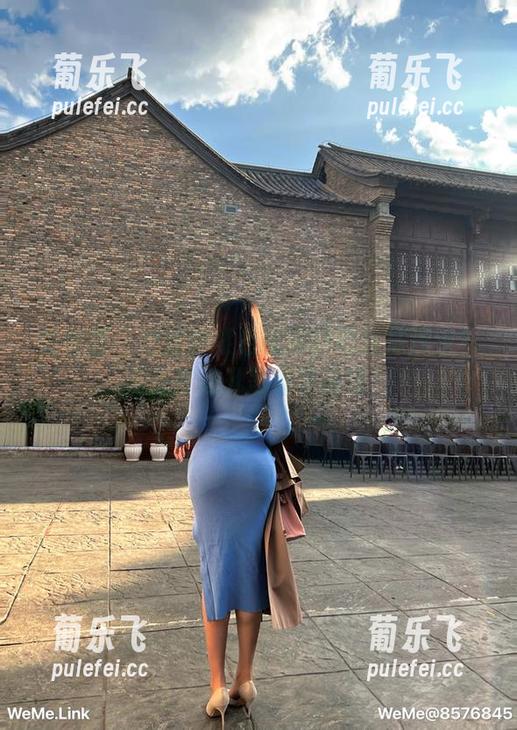 紫色哒豚豚 微密圈 - 想体验紫色哒豚豚的丝袜魔法?作品在这儿等你来探馆!