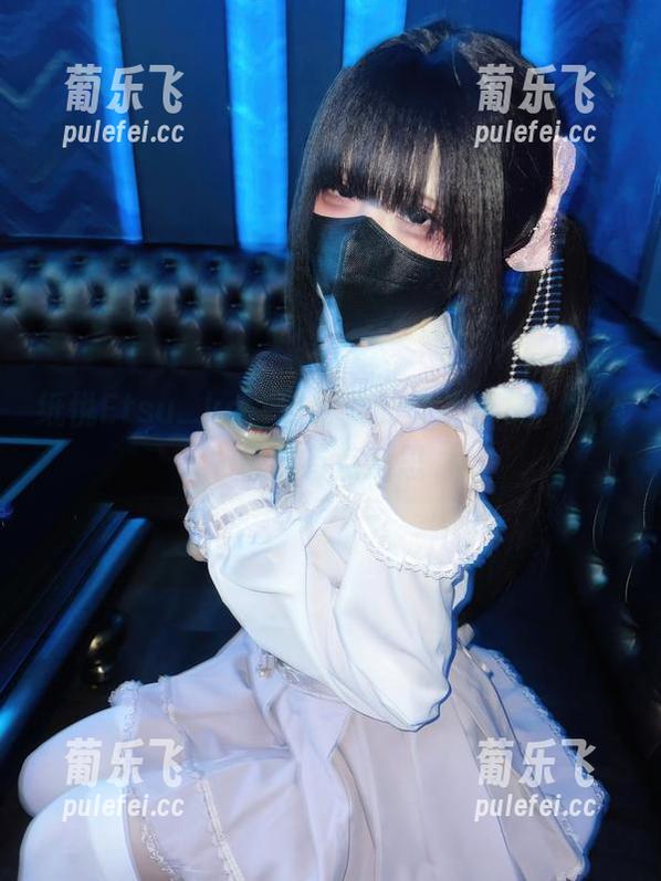纸悦Etsu_ko 纸悦Etsu_ko恰到好处的修女合集,怎么看都有点意思