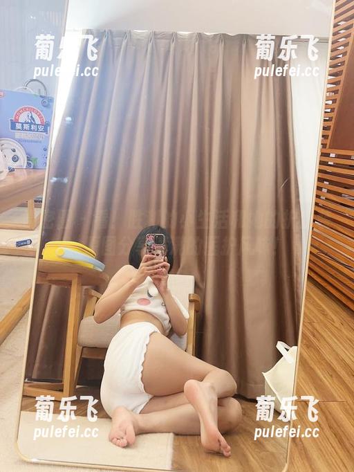 胜利的小生活 微密圈 - 看!胜利的小生活和她的护士装,原图分享满满的医护风味!