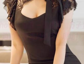 花漾show – 分享一波原图，方子萱在海边的“被海风炸头”现场！