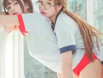 菠萝社 – 夏美酱套装写真合集——每一次转身，都是一出戏！