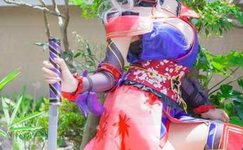 菠萝社 – 谁能拒绝夏美酱的灰丝私房？图包里一定藏着什么神奇的魔法，让我每天都想穿新衣服。
