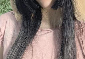 微密圈 – 葱油饼er的女仆吊带合集：黑是最担心脏，白是最容易脏？