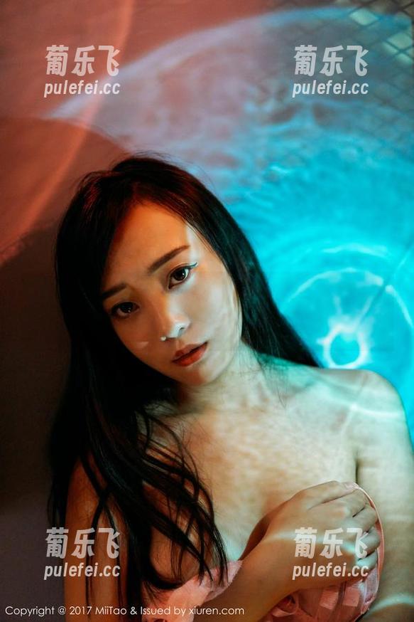 蜜桃社-Rola 蜜桃社 - 运动与美:Rola的精选写真,这感觉…有点复杂?