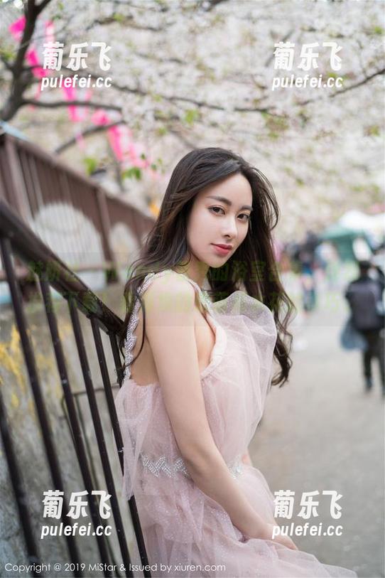 魅妍社-Wendy智秀 魅妍社 - Wendy智秀的浴室合集,强烈推荐下载!看海绵的软萌和水花的乖巧。